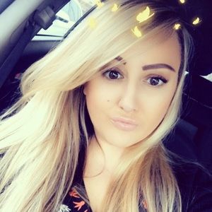 Meet your Posher, Samantha